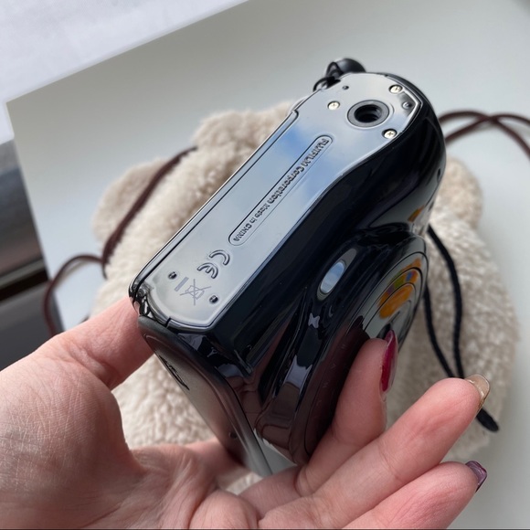 COPY - Fujifilm instax mini instant camera, film and case - Picture 7 of 12